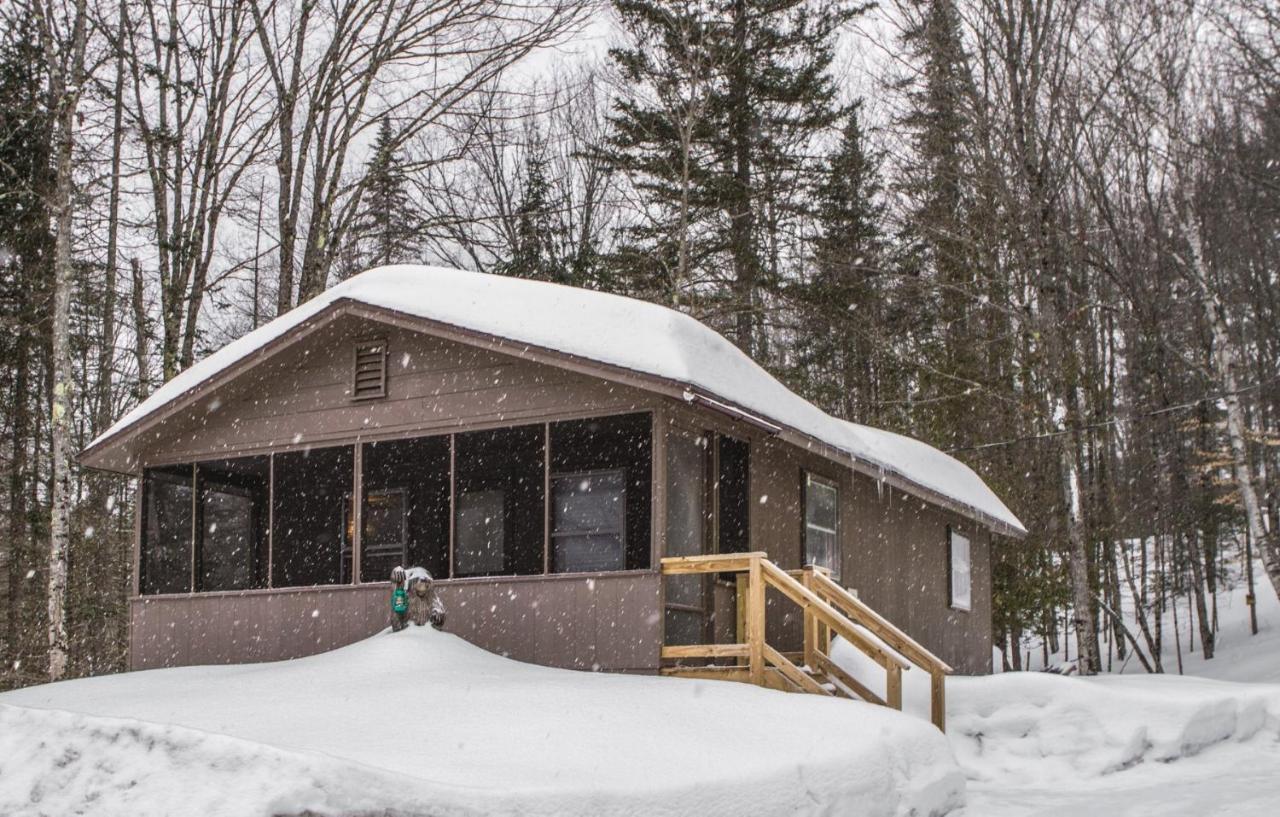 Adirondack Lake Cabins Hotel Indian Lake Exterior photo