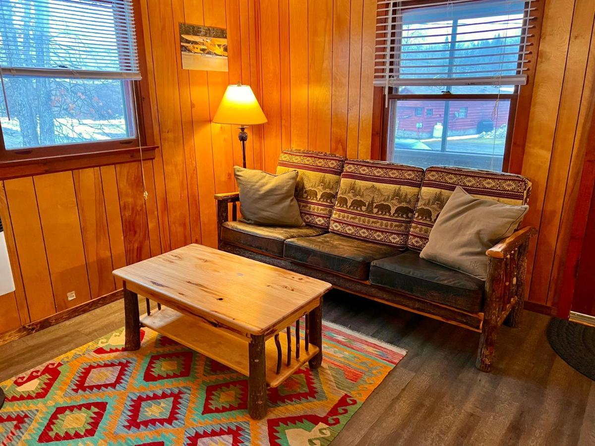 Adirondack Lake Cabins Hotel Indian Lake Exterior photo